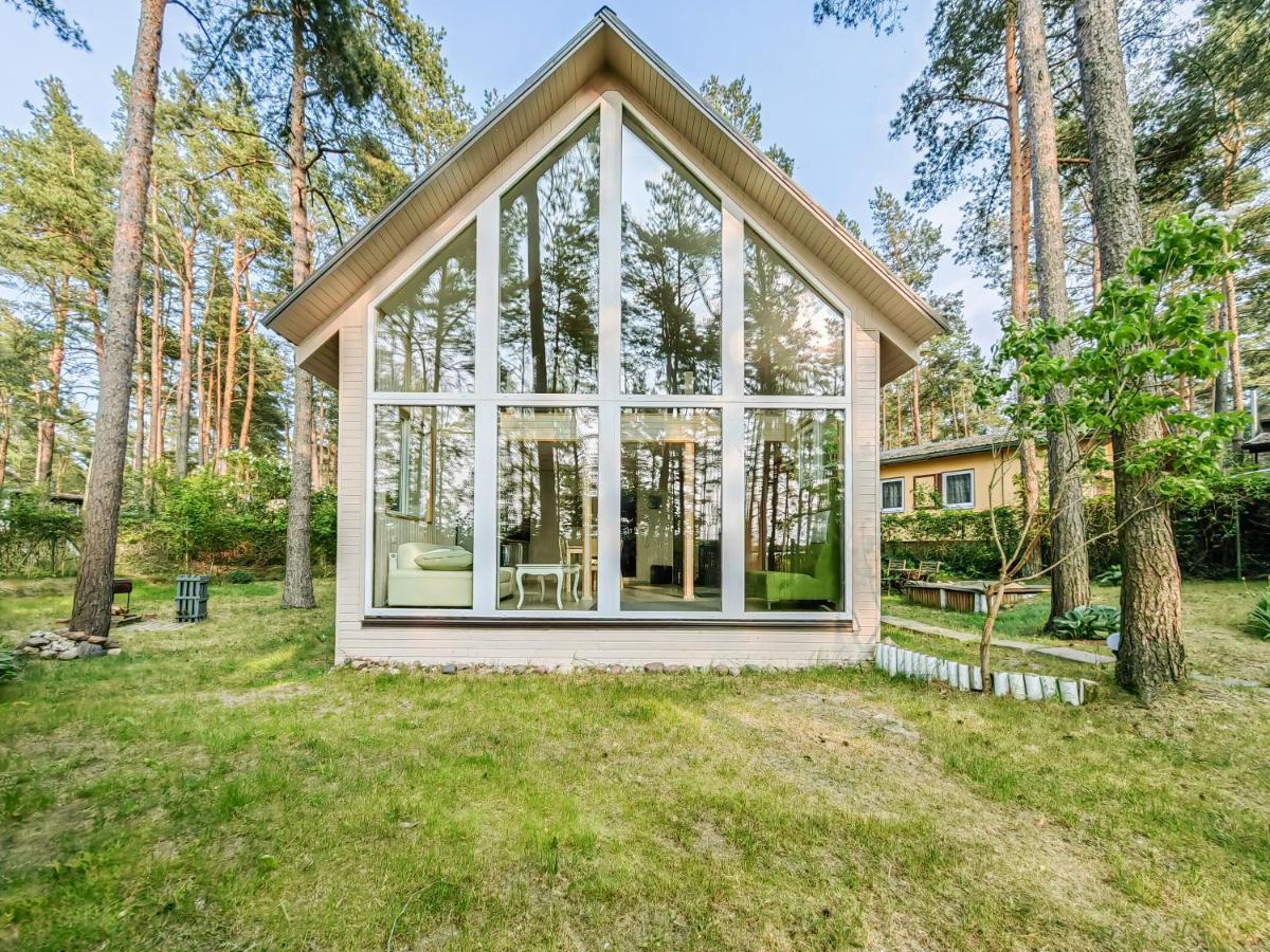 River Bank Vacation Home Jūrkalne Eksteriør billede