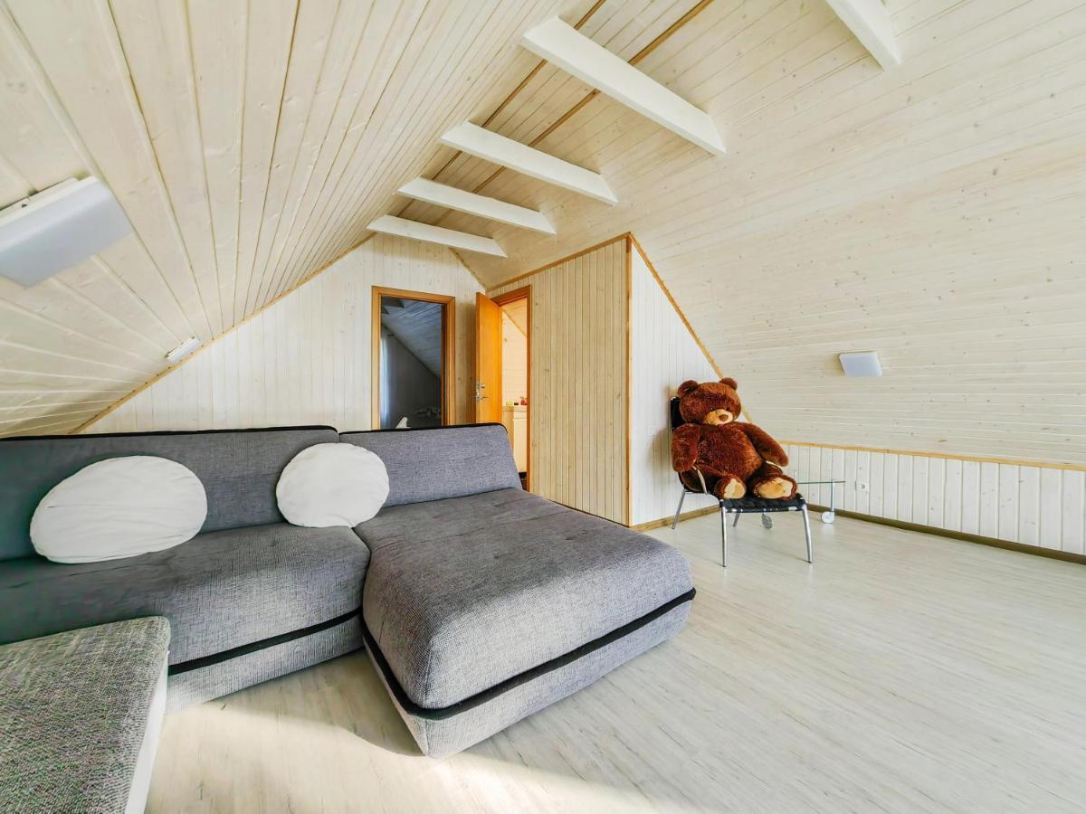 River Bank Vacation Home Jūrkalne Eksteriør billede